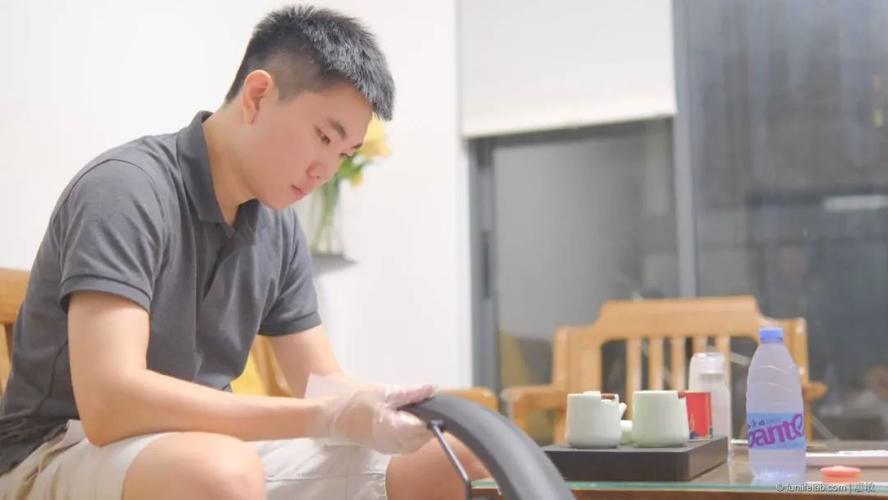Eolink创始人刘昊臻如何看待超越API的对话功能？