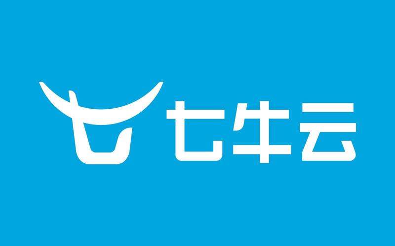 如何通过Python编程实现与七牛云接口对接，完成音视频文件的合并操作？